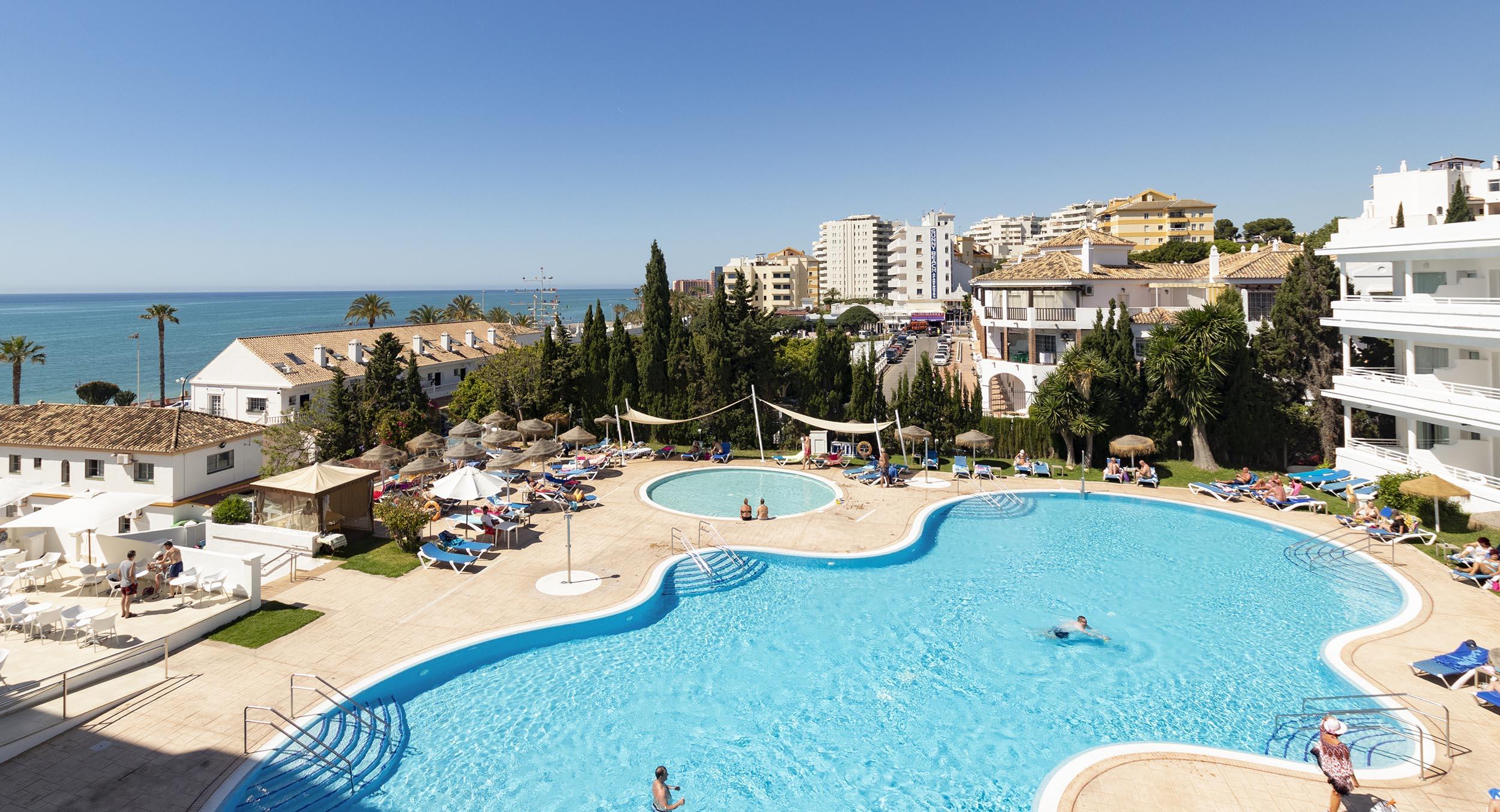 Hotel Palia La Roca Benalmadena Exterior photo