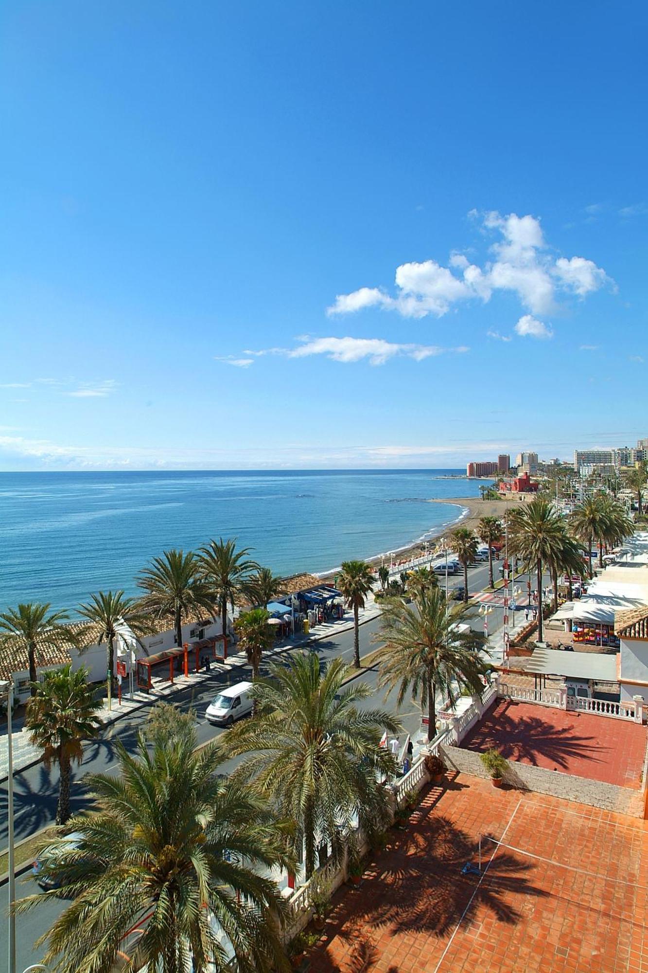 Hotel Palia La Roca Benalmadena Exterior photo