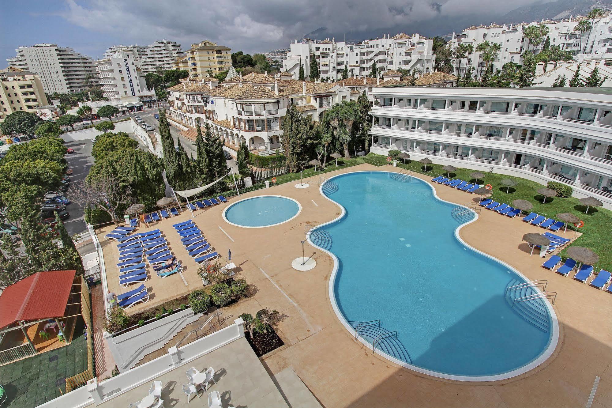 Hotel Palia La Roca Benalmadena Exterior photo